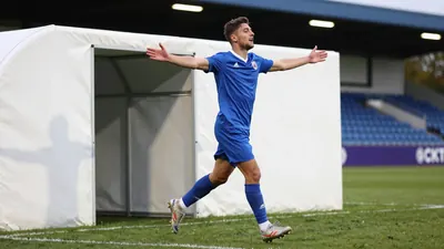 Adam Hložek vstřelil gól za Hoffenheim v DFB Pokalu, kde nastoupili i další čeští reprezentanti, zatímco národní tým se...
